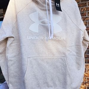 Women's XL Under Armour hoodie